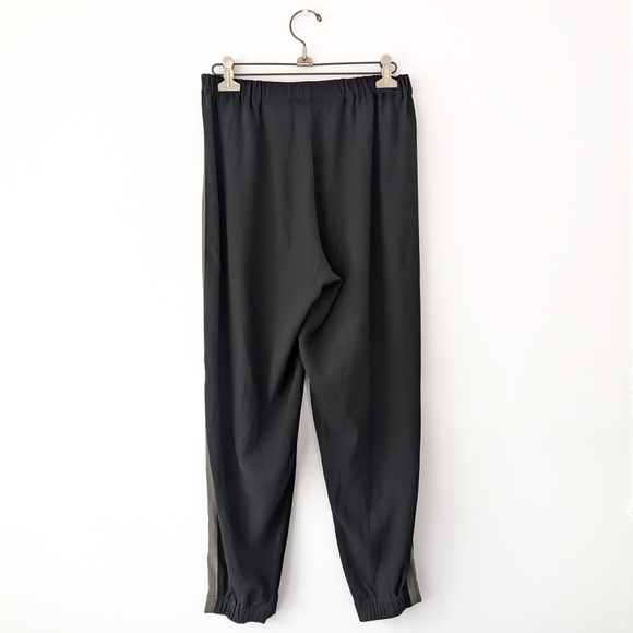 Aritzia Babaton Pull On Pants With Side Stripe In Size S - Picture 5 of 6